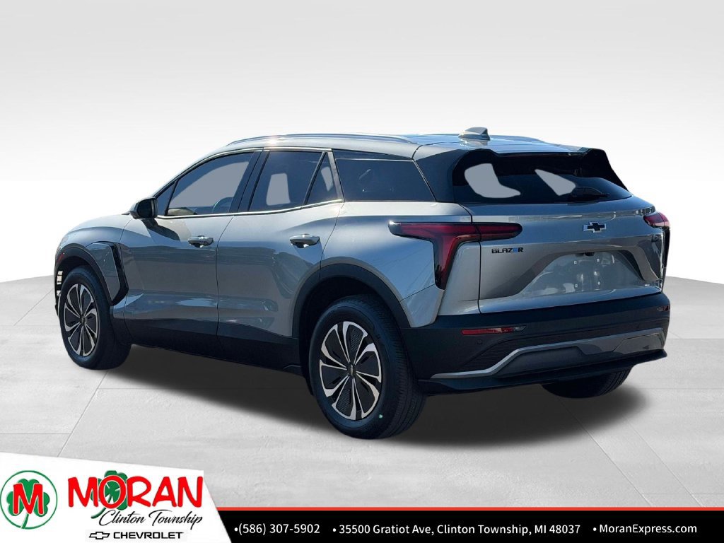 Certified 2024 Chevrolet Blazer EV LT AWD/4WD image 4