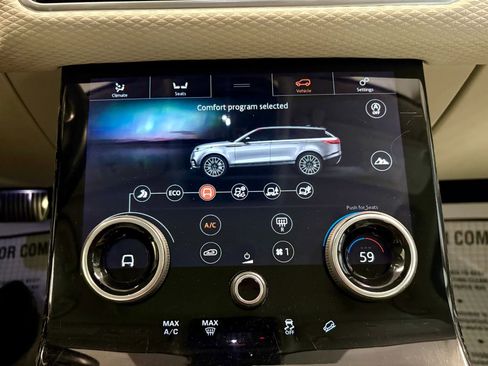 Used 2019 Land Rover Range Rover Velar R-Dynamic SE AWD/4WD image 28
