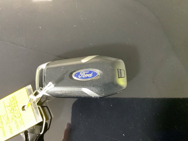 Used 2017 Ford Explorer XLT w/ Equipment Group 202A AWD/4WD image 45