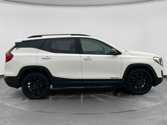Used 2020 GMC Terrain SLT w/ Preferred Package AWD/4WD image 2