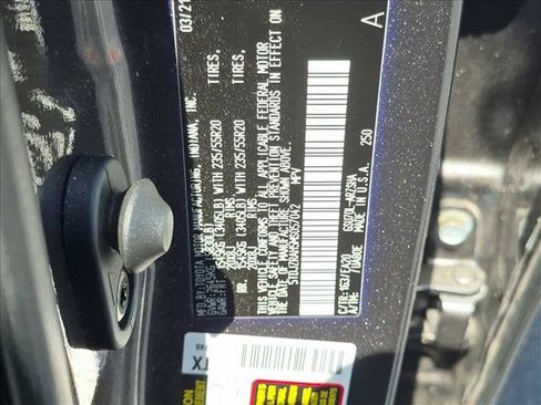 Used 2021 Toyota Highlander XSE FWD image 14