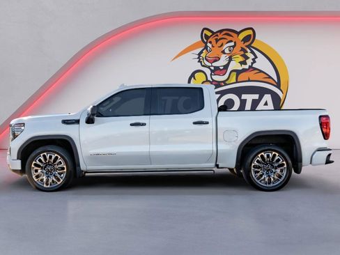 Used 2023 GMC Sierra 1500 Denali Ultimate image 8