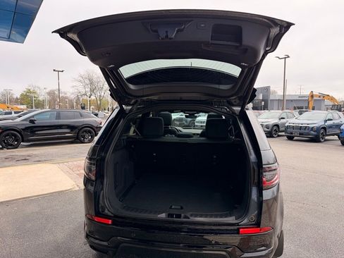 Used 2025 Land Rover Discovery Sport Dynamic SE image 24