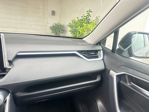 Used 2025 Toyota RAV4 XLE image 35