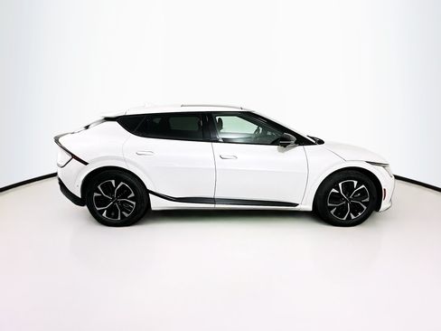 Used 2024 Kia EV6 GT-Line RWD image 10