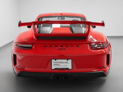 Certified 2018 Porsche 911 GT3 image 12