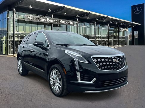 Used 2022 Cadillac XT5 Premium Luxury FWD image 1