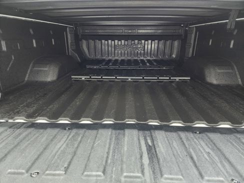 Used 2022 Chevrolet Silverado 2500 High Country w/ Safety Package II image 35