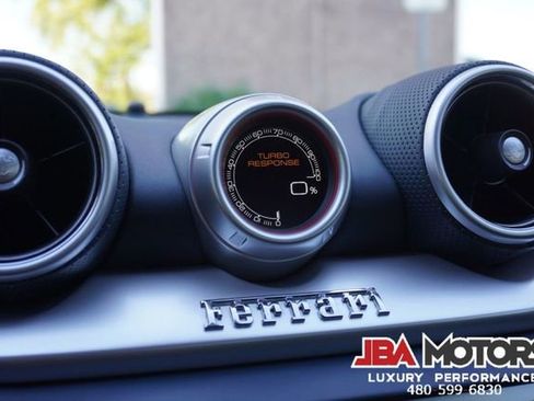 Used 2015 Ferrari California T image 14