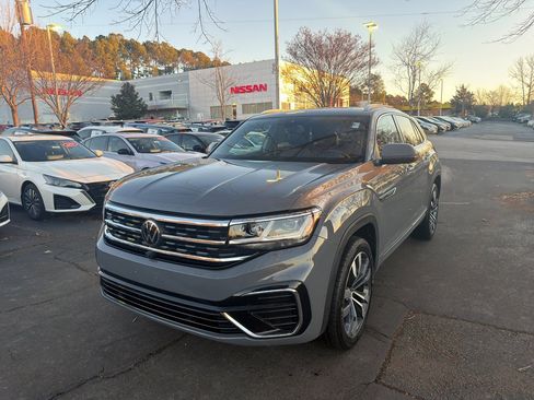 Used 2023 Volkswagen Atlas Cross Sport SEL Premium R-Line image 3