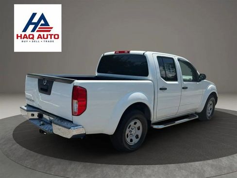 Used 2013 Nissan Frontier S RWD image 5