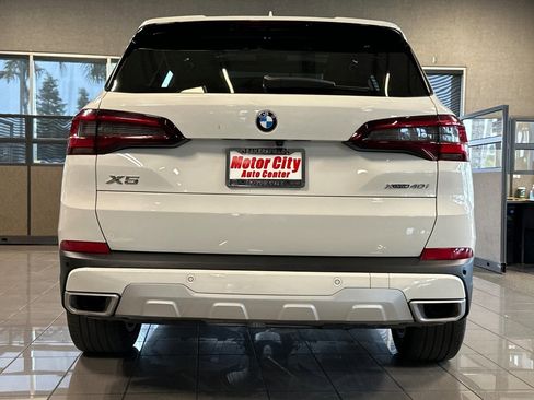 Used 2023 BMW X5 xDrive40i w/ Premium Package image 5