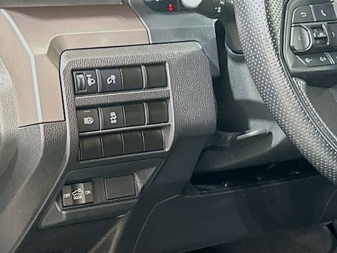 Used 2024 Toyota Tacoma SR5 image 8