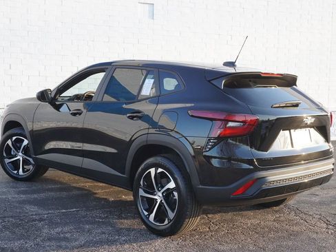 New 2026 Chevrolet Trax RS image 8