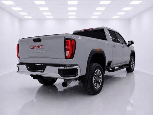 Used 2024 GMC Sierra 3500 SLE w/ SLE Value Package AWD/4WD image 5