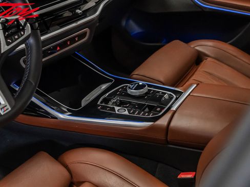 Used 2023 BMW X7 M60i w/ Executive Package image 27