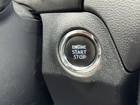 Certified 2022 Toyota RAV4 XLE image 27