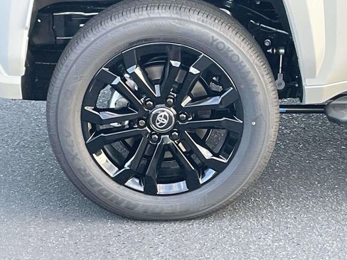 New 2026 Toyota 4Runner 4WD image 14