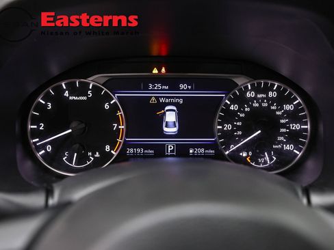 Used 2023 Nissan Altima 2.5 SV AWD/4WD image 17