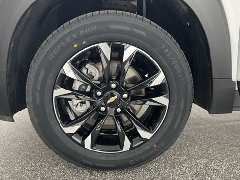 Used 2022 Chevrolet TrailBlazer LT w/ Convenience Package image 46
