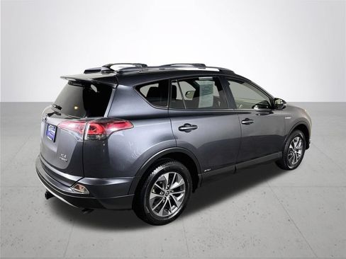 Used 2017 Toyota RAV4 XLE w/ All Weather Liner Package AWD/4WD image 6