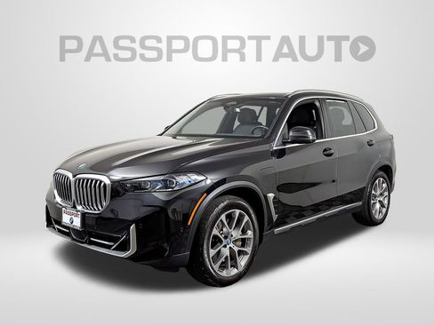 Used 2025 BMW X5 xDrive50e w/ Climate Comfort Package image 1