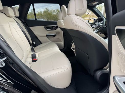 New 2026 Mercedes-Benz GLC 300 image 17