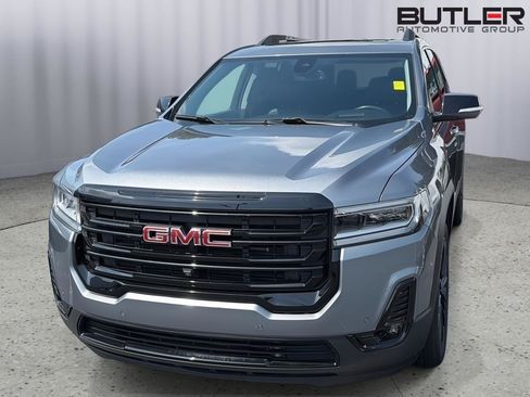 Used 2021 GMC Acadia SLT w/ Elevation Edition FWD image 3