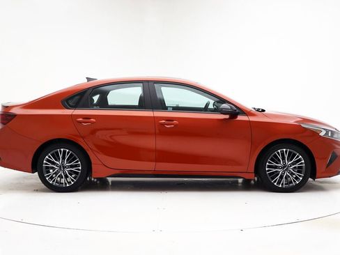 Used 2024 Kia Forte GT-Line w/ GT-Line Premium Package image 3