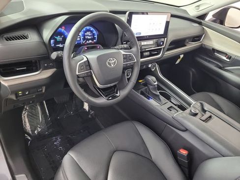 Used 2026 Toyota Grand Highlander AWD image 19