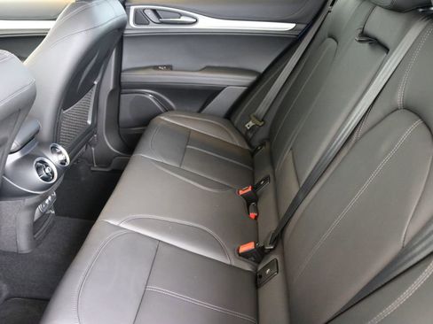 New 2025 Alfa Romeo Stelvio Sprint image 24