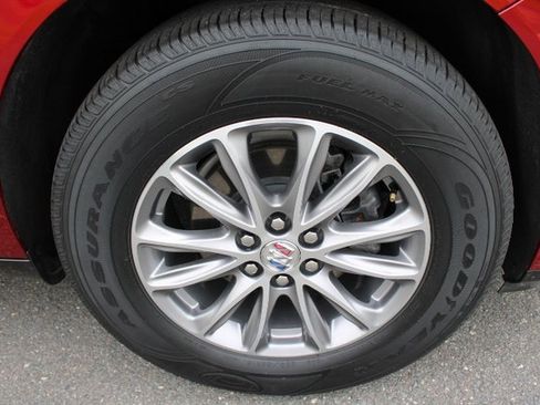 Certified 2024 Buick Enclave Premium image 31