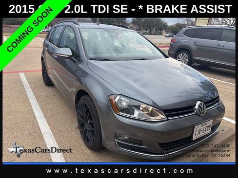 Used 2015 Volkswagen Golf SE image 6