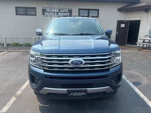 Used 2018 Ford Expedition Max XLT AWD/4WD image 7