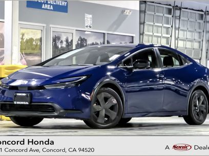 Used 2023 Toyota Prius LE