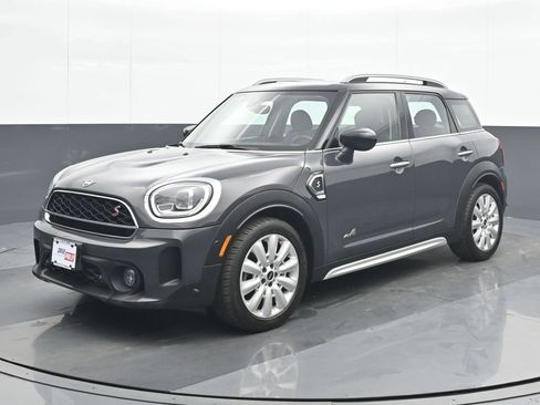 Used 2021 MINI Cooper Countryman S w/ Driver Assistance Package image 2