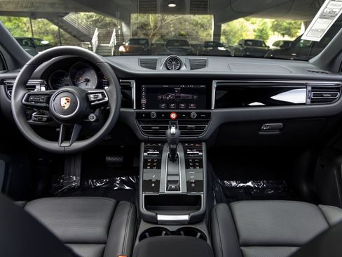 New 2026 Porsche Macan S AWD/4WD image 41