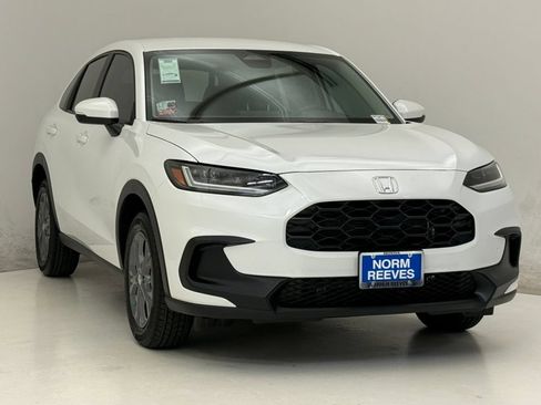 New 2026 Honda HR-V LX image 3
