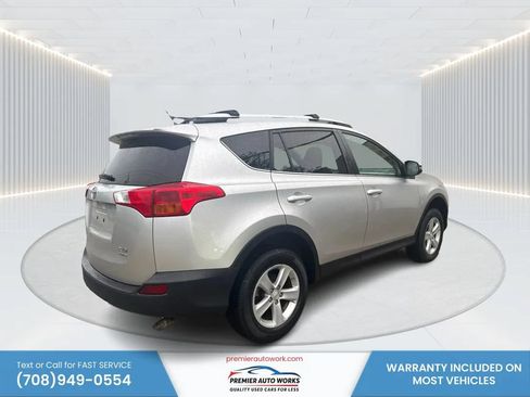 Used 2014 Toyota RAV4 XLE AWD/4WD image 4