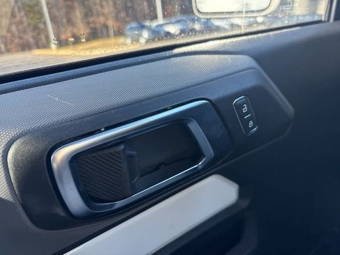 Used 2022 Ford Bronco 2-Door image 25