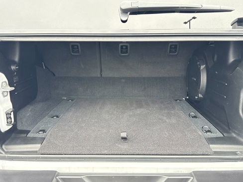 Used 2023 Jeep Wrangler Unlimited w/ Convenience Group image 11