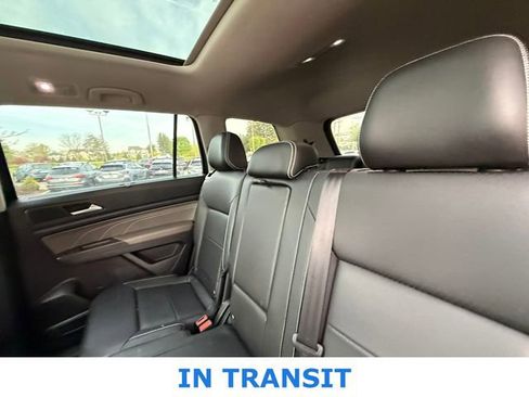Used 2023 Volkswagen Atlas SE AWD/4WD image 7