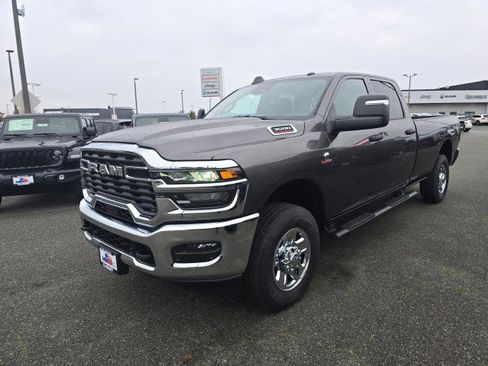 New 2026 RAM 3500 Tradesman image 8
