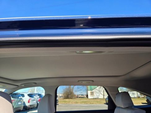 New 2025 Kia Sorento S w/ Panoramic Sunroof Package image 21