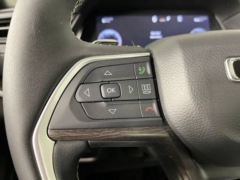 Used 2026 Jeep Grand Cherokee Limited AWD/4WD image 20