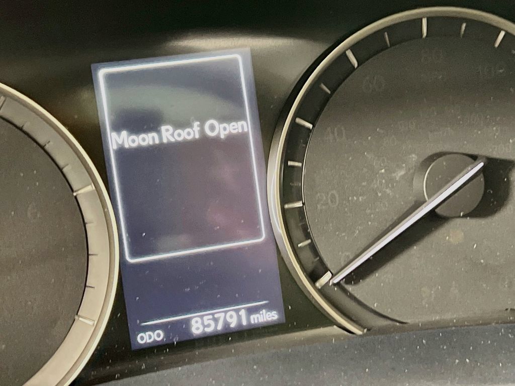 Used 2019 Lexus RX 450h AWD image 11