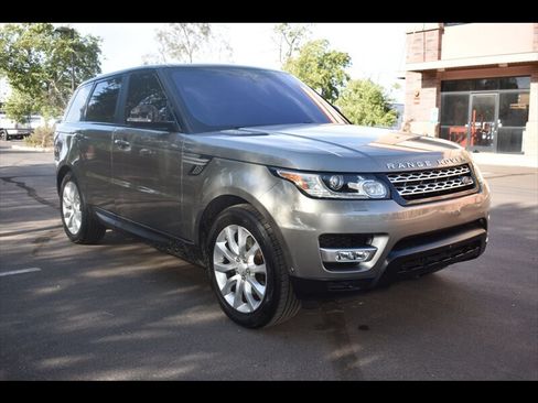 Used 2017 Land Rover Range Rover Sport HSE AWD/4WD image 2