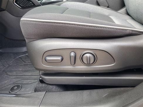 New 2026 Chevrolet TrailBlazer LT w/ Convenience Package image 17