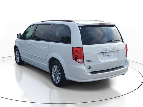 Used 2015 Dodge Grand Caravan SXT w/ Rear Park Assist Package FWD image 3