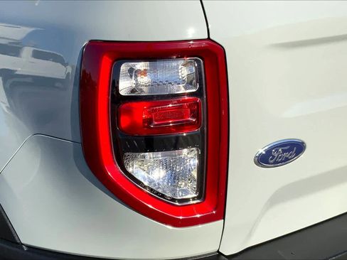 Used 2021 Ford Bronco Sport Outer Banks w/ Outer Banks Package (96D) image 23